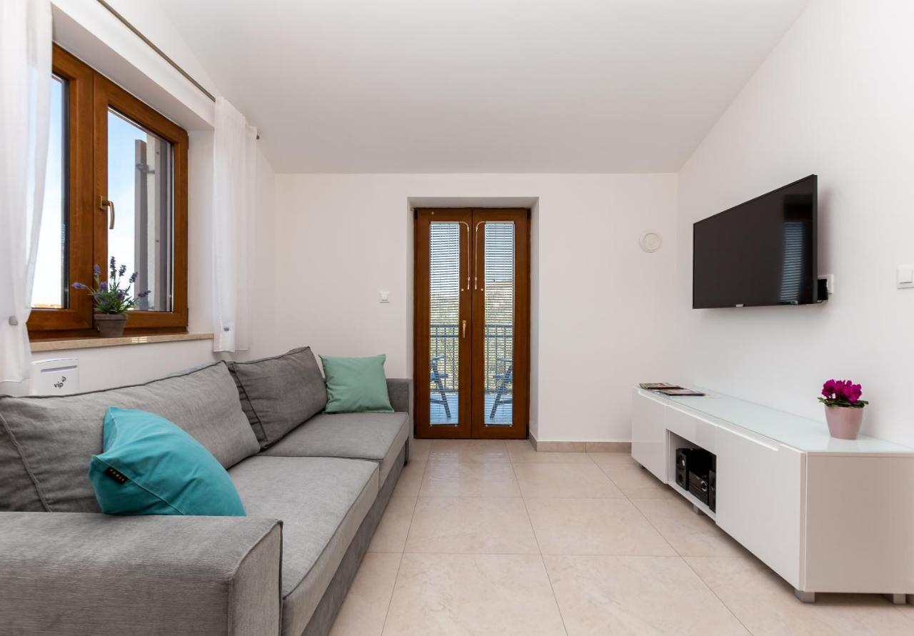 Apartments Krusec PUY 외부 사진